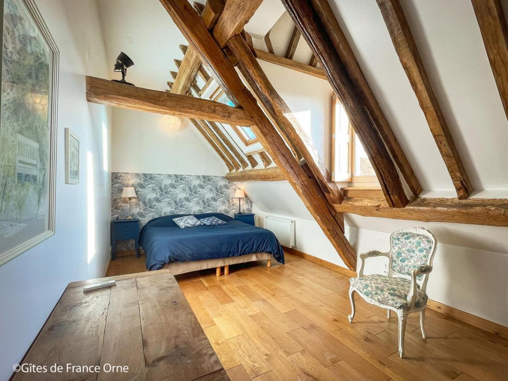 Maison De Charme Avec Piscine Interieure, Grand Jardin, Et Paysages Magnifiques En Pleine Campagne - Fr-1-497-164 Rémalard Eksteriør billede